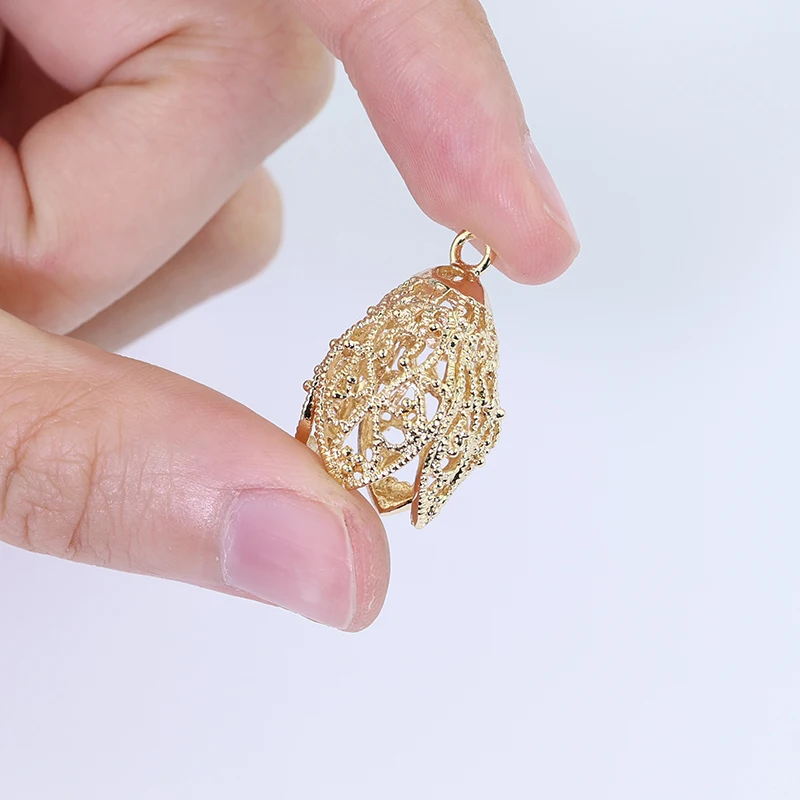 New Trending Women Necklace Earrings Accessories Golden Leaf Copper Pendant for Jewelry Making