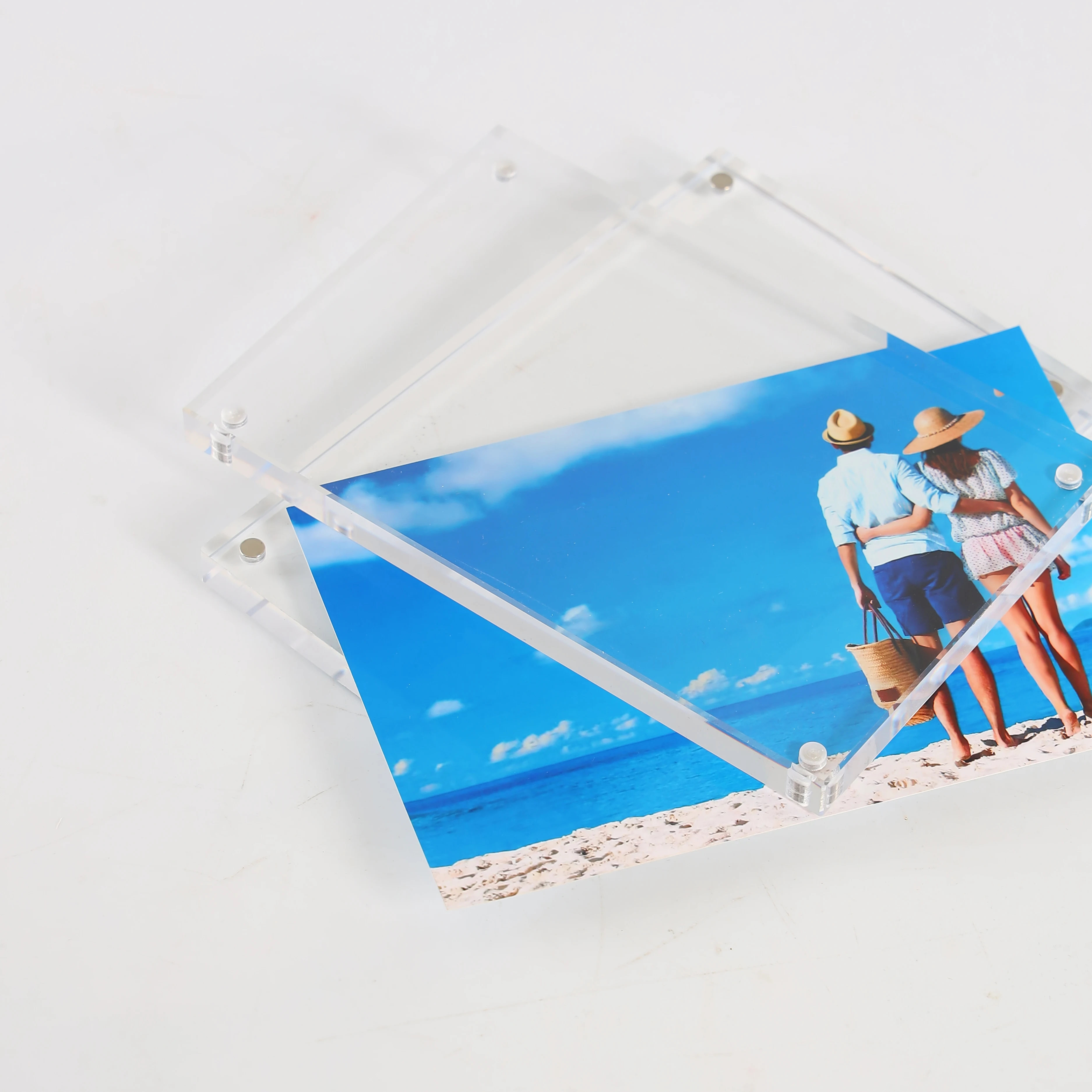 Wholesale High Quality Clear Freestanding Double Sided Bezelless Magnetic Acrylic Photo Frame for Desktop Display