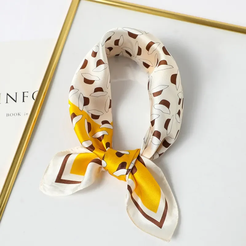 Good Quality Wholesale Custom Printed Luxury 100% Natural Silk Square Scarf for Women