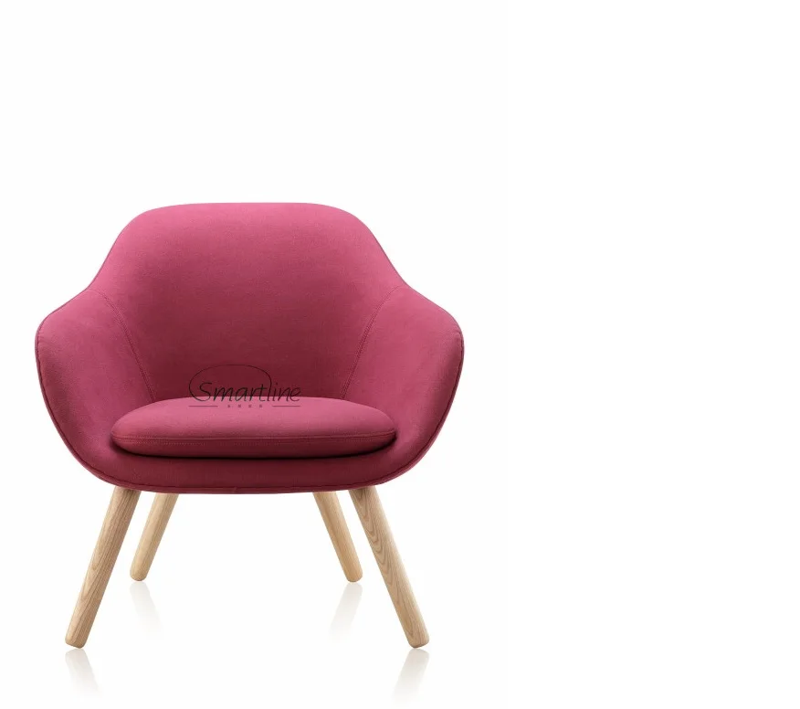 Comfortable Leisure foam chair ash wood leg armchair moulded foam chair with cushion