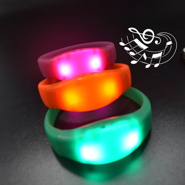 Customized Glowed In The Dark Christmas Party Led Sound Activated Flashing Light Up Wrist Band wristbands Bracelets For Events