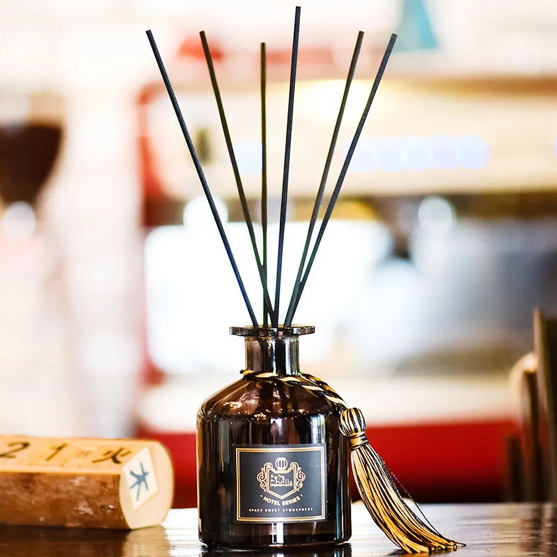 50ml 100ml 150ml 200ml Round Shape Clear Glass Essential Oil Diffuser Bottle