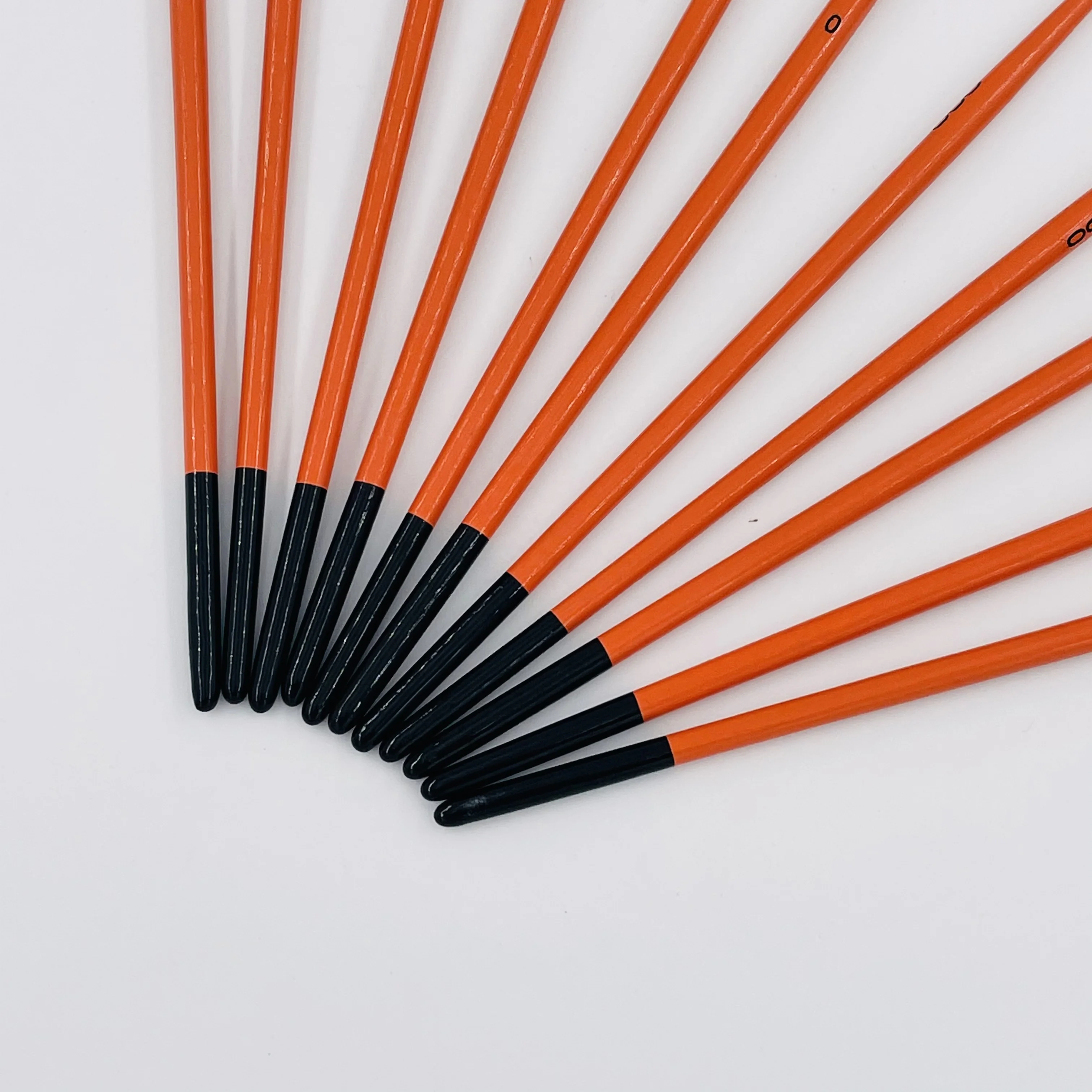 2022 amazon hot sale 12 Pcs tiger color nylon grey aluminum tube orange color wooden handle artist paint brush set for oil paint