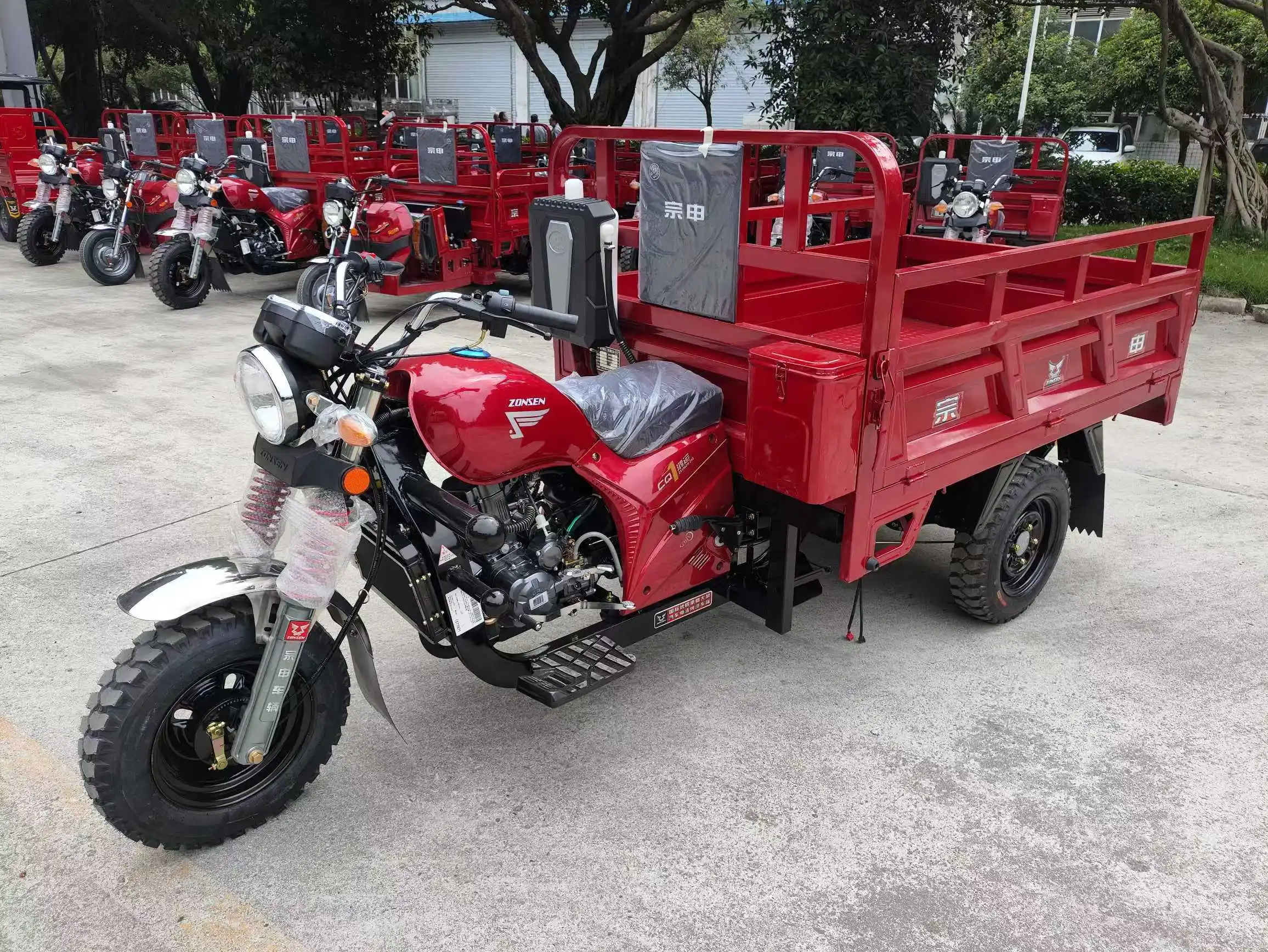 Китай мото 300CC Zongshen бензиновый трехколесный мотоцикл с водяным охлаждением
