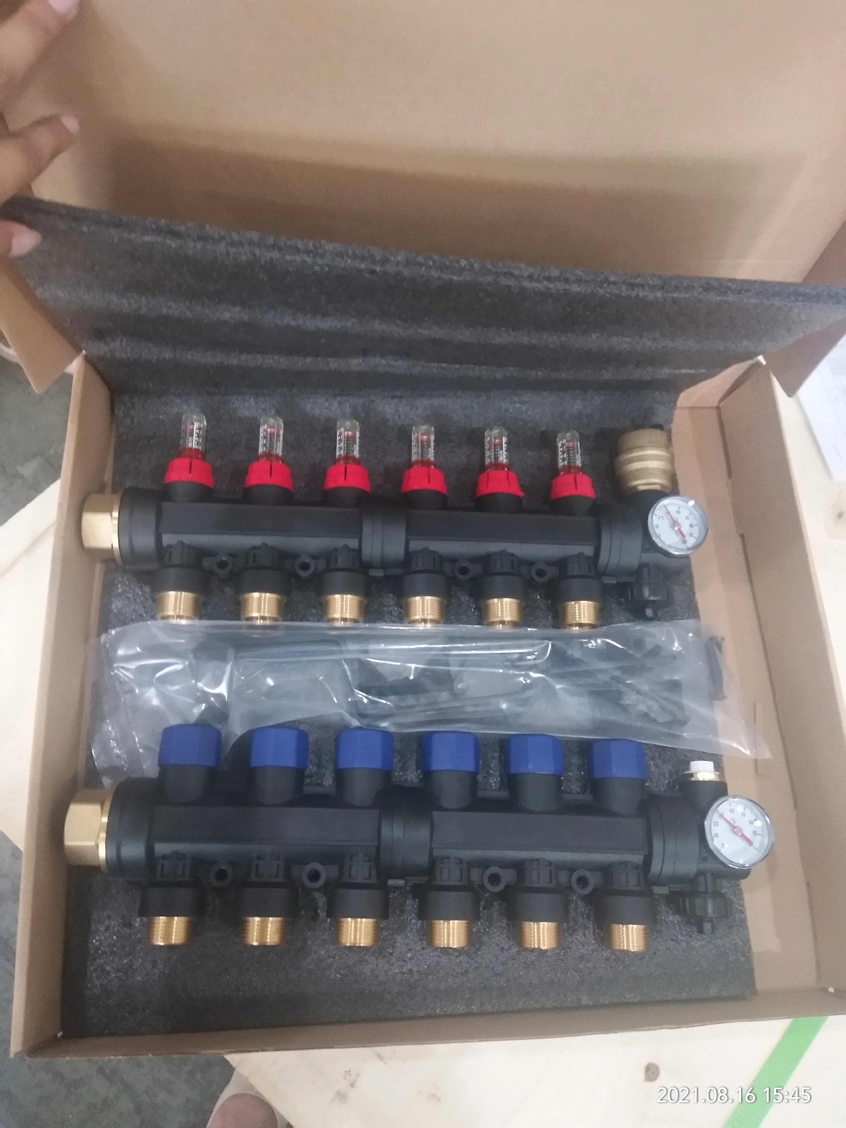 Copper-Plastic Manifold 6loop