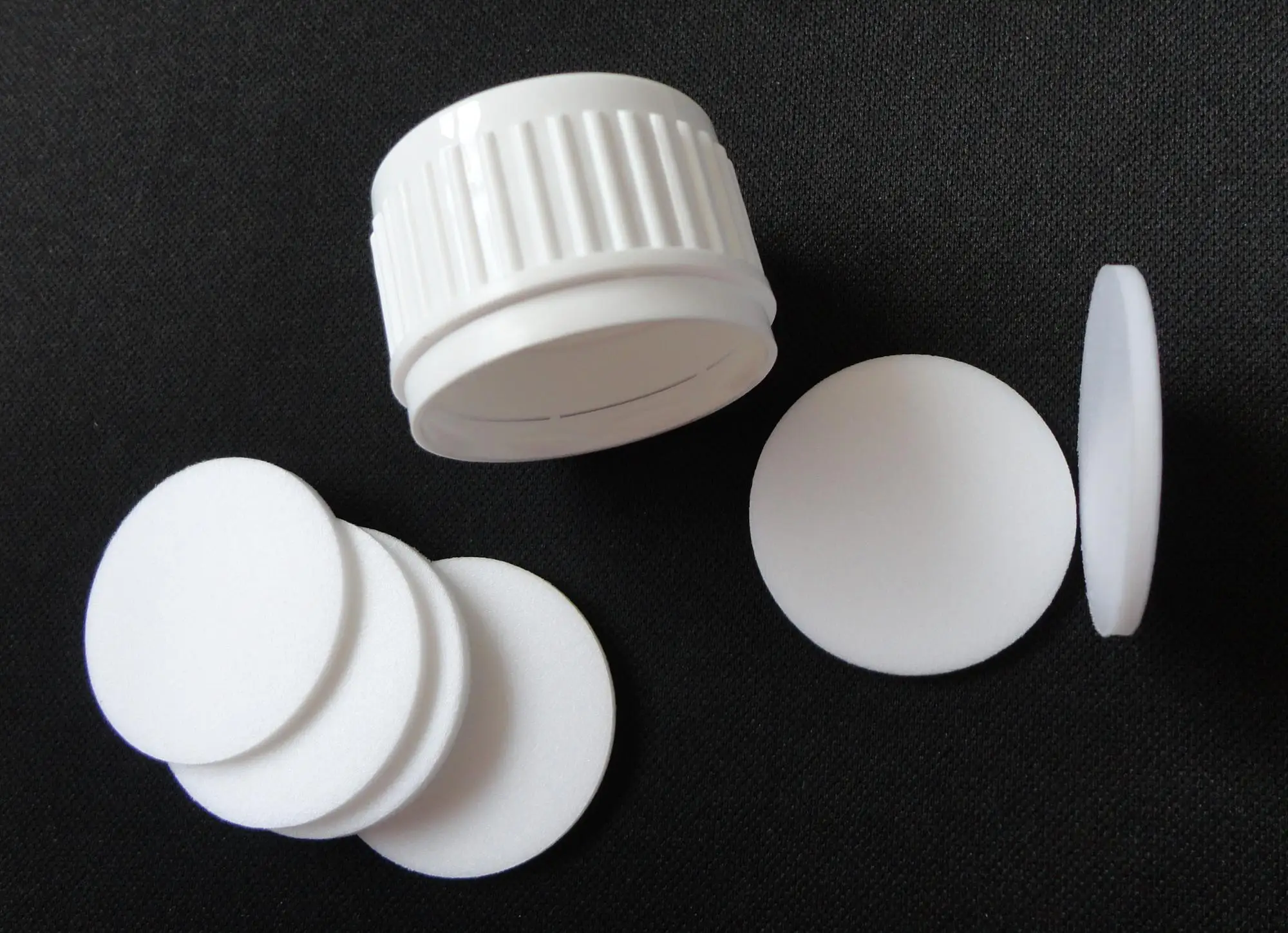 High Quality Medicinal Amber Glass Bottles And Jars With DIN 28mm Caps