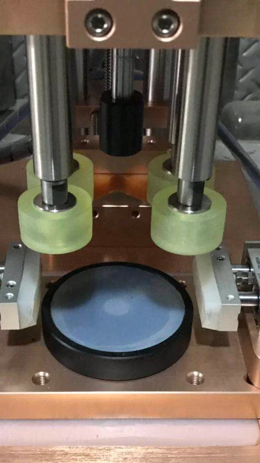 Semi Automatic Glass Bottle Aluminum Lid  Pressing Machine