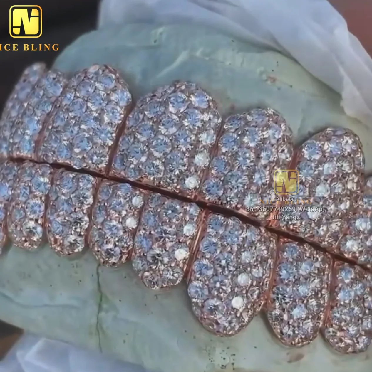 Finest Craftmanship GRILLZ EXPERT MANUFACTURER Top 6 Bottom 6 Rapper Jewelry Princess Cut Custom Moissanite Diamond Grillz