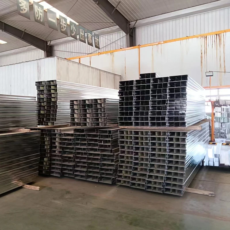 China Factory Direct Sale 300mm Width Stainless Steel 316L or 316 perforated cable tray