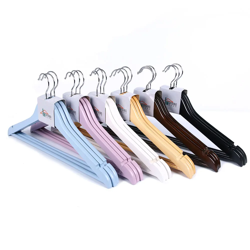 Inspring factory different color wholesale wooden clothes wood hangers
