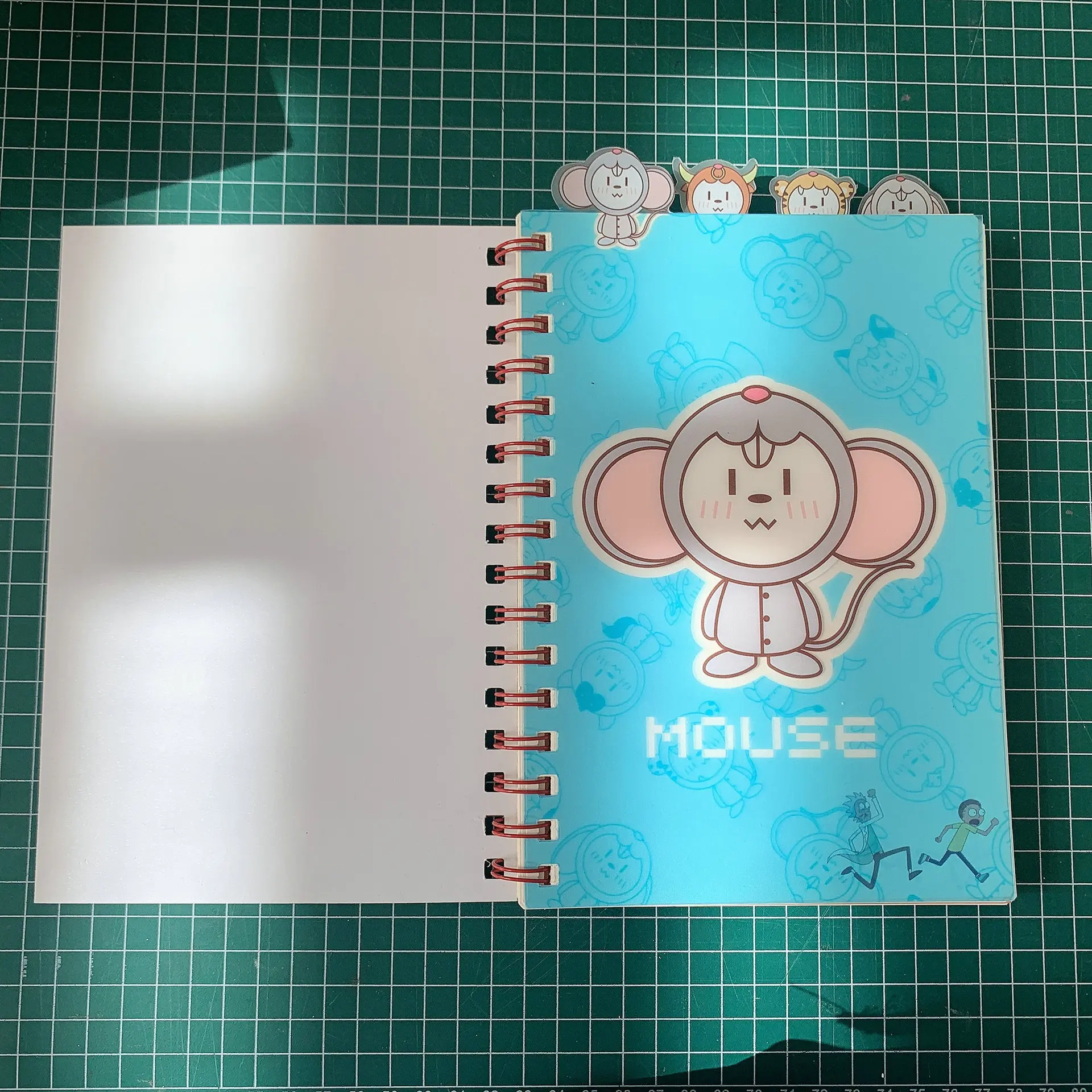 A4 A5 Size Diary Note Book Plastic Cover  Planners and Notebooks Custom 2023 Spiral Journal Notebook with Page Break