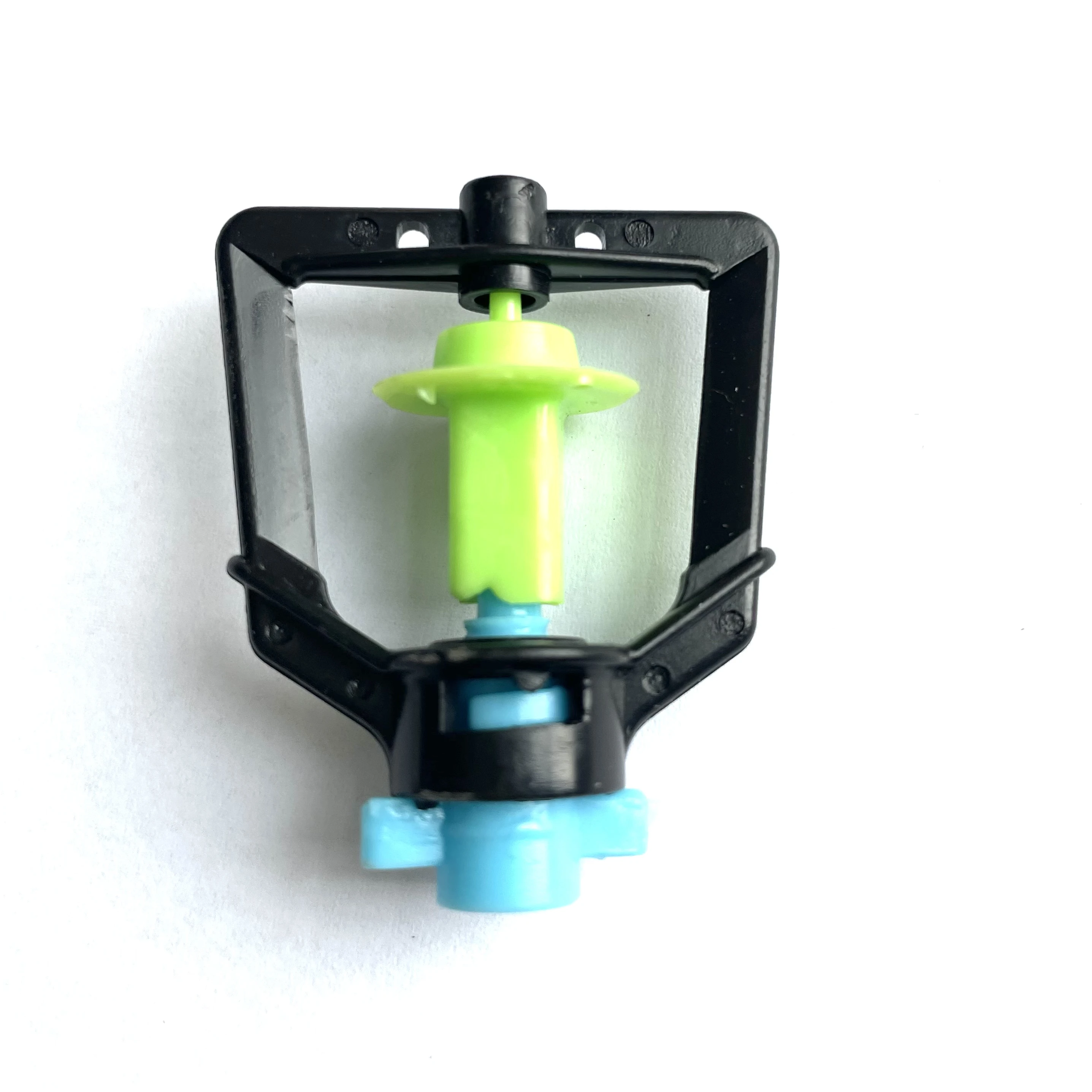 PE Plastic Material greenhouse irrigation system 360 Degree Fog Nozzle Misting Drip Irrigation