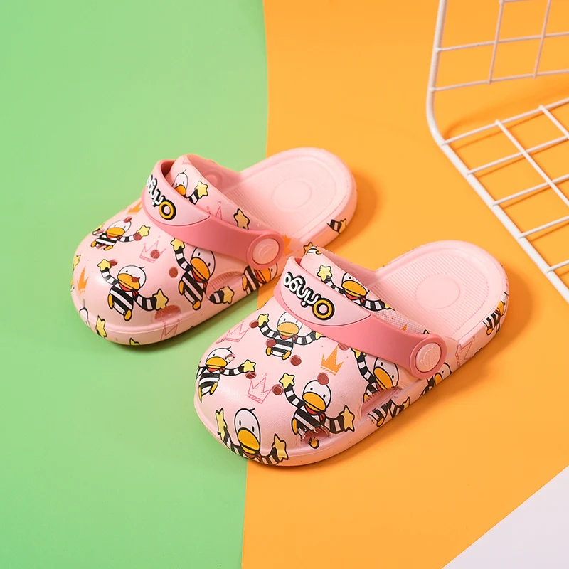 Wholesale children summer slides boys beach slippers girls outdoor fashion cartoon EVA