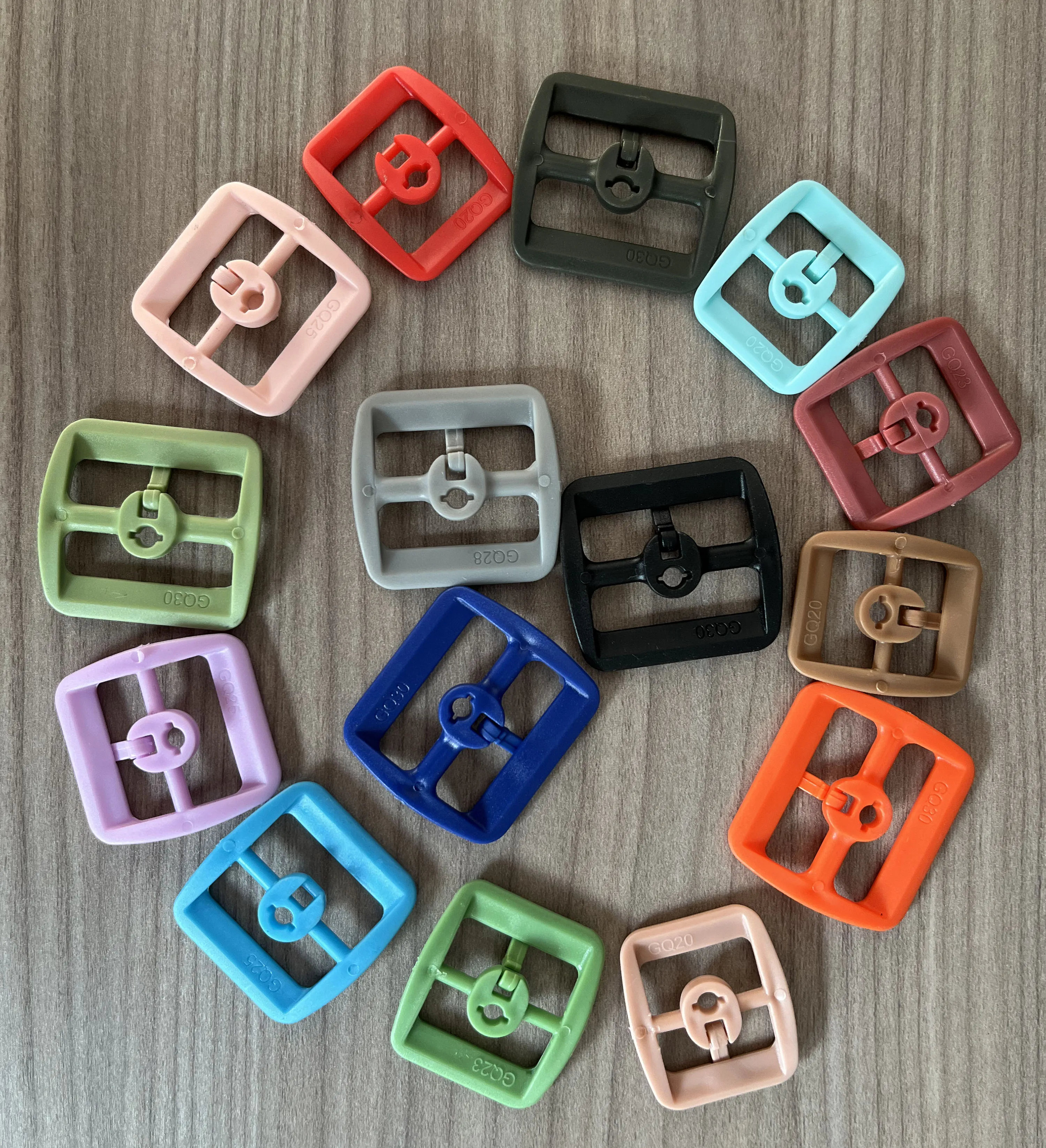 Custom Slippers Buckle Slide Ladies Slippers Slides Thick-soled Double Belt Buckles Sandals Shoe Buckle Accessories Direct Sale