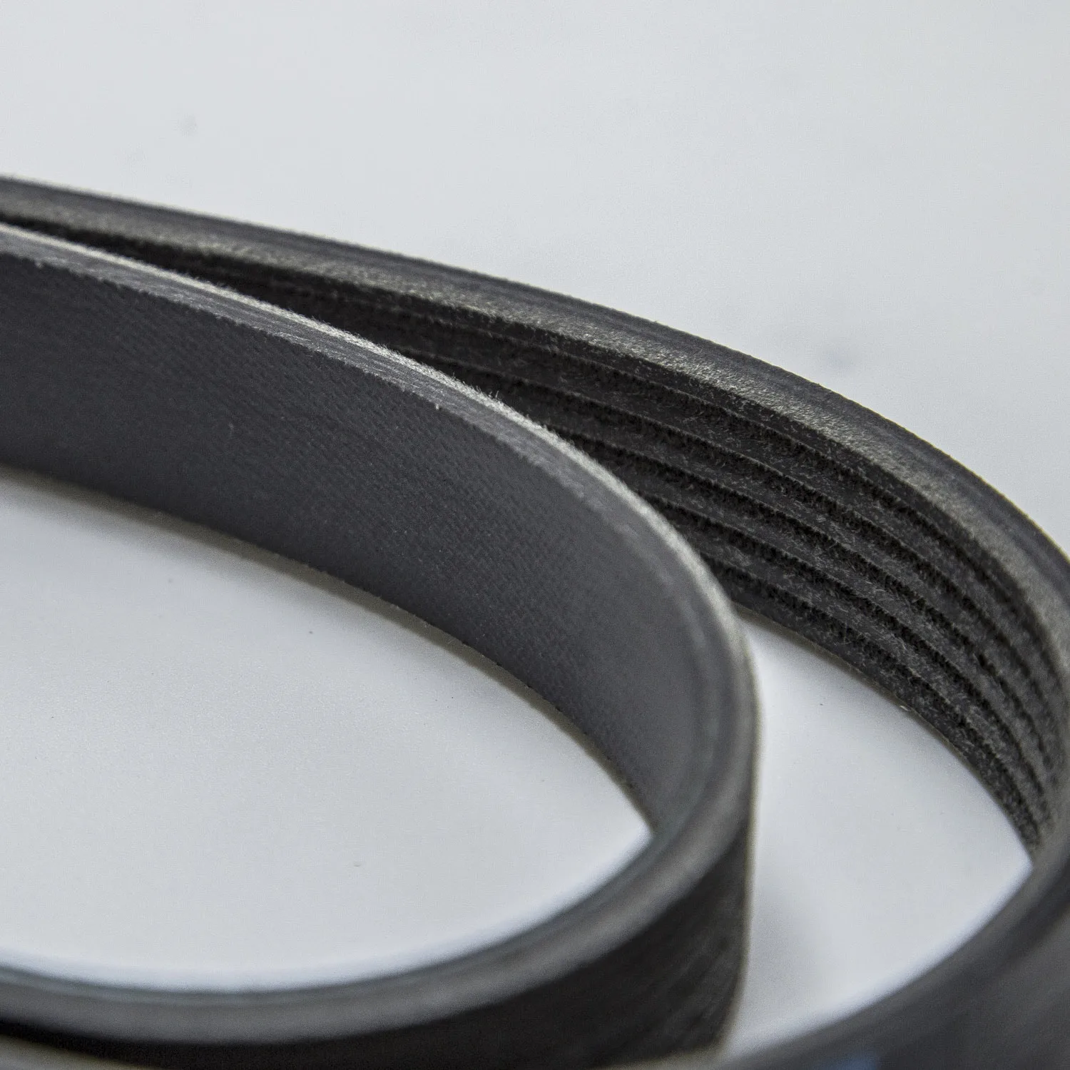 Conveyor Engine Drive Rubber Ribbed V Auto V-Ribbed Pk Belt 6pk1365 For Truck