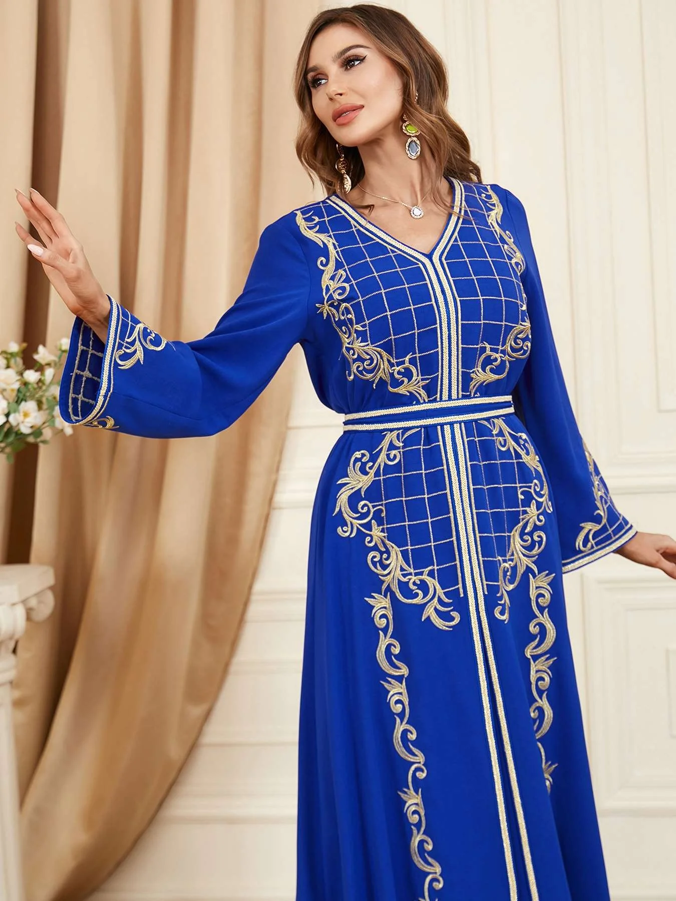 Middle East Abaya Turkey New Luxury Casual Long Dress Elegant Ladies Classy Two-Piece Muslim Long Sleeve Maxi Dress Modest