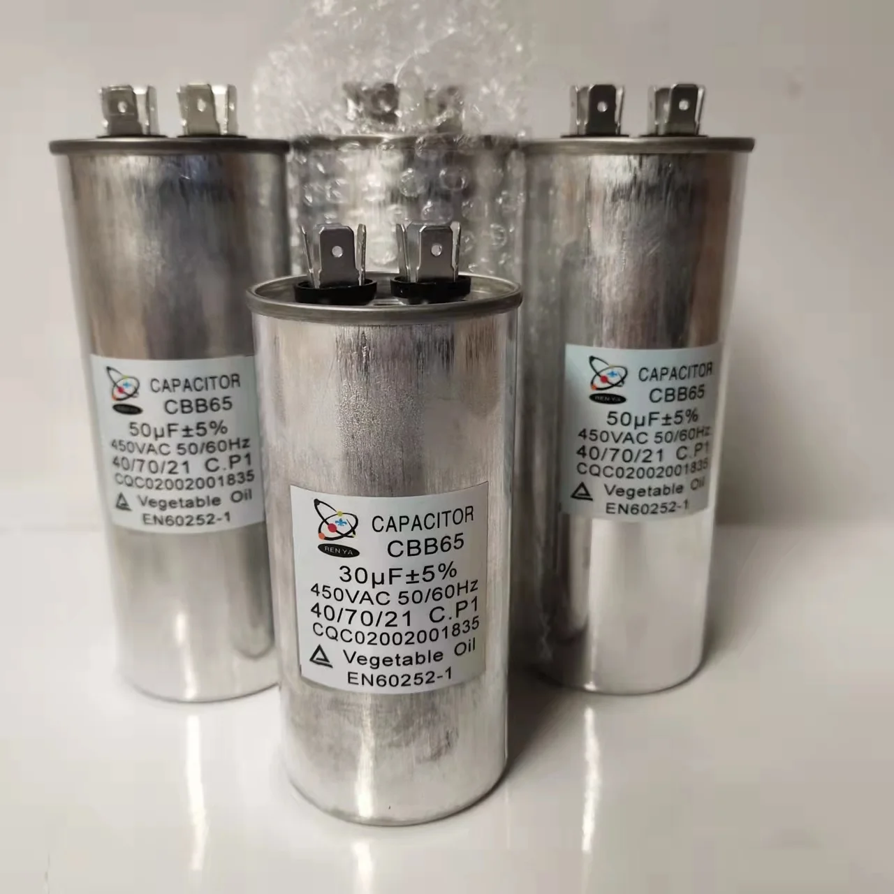 China Manufacturing factory direct sales of electronic components accessories Air conditioning AC double capacitor Cbb65