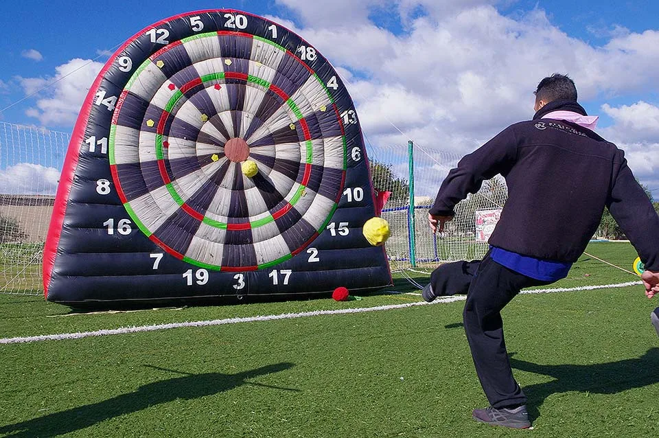 3m Inflatable Football Dart for Sports Customized Inflatable Soccer Dart Board Game Castle Indoor & Outdoor Entertainment CN;FUJ