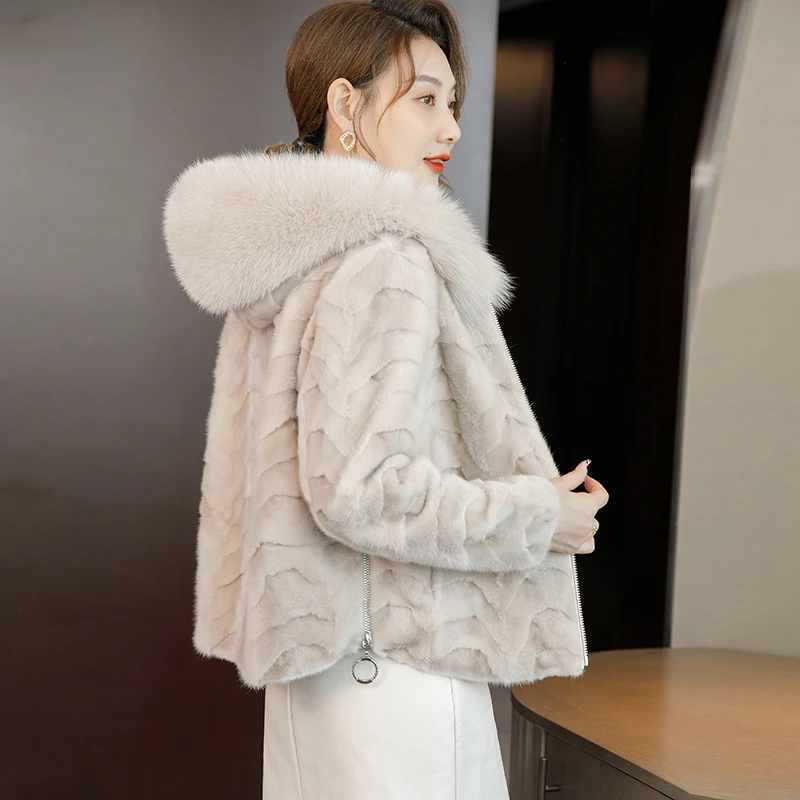 Lady Girl Luxury Fox Fur Warm Short Jacket Women Mink Fur Collar Winter Short Hooded Coat Overcoat Parka JT3235
