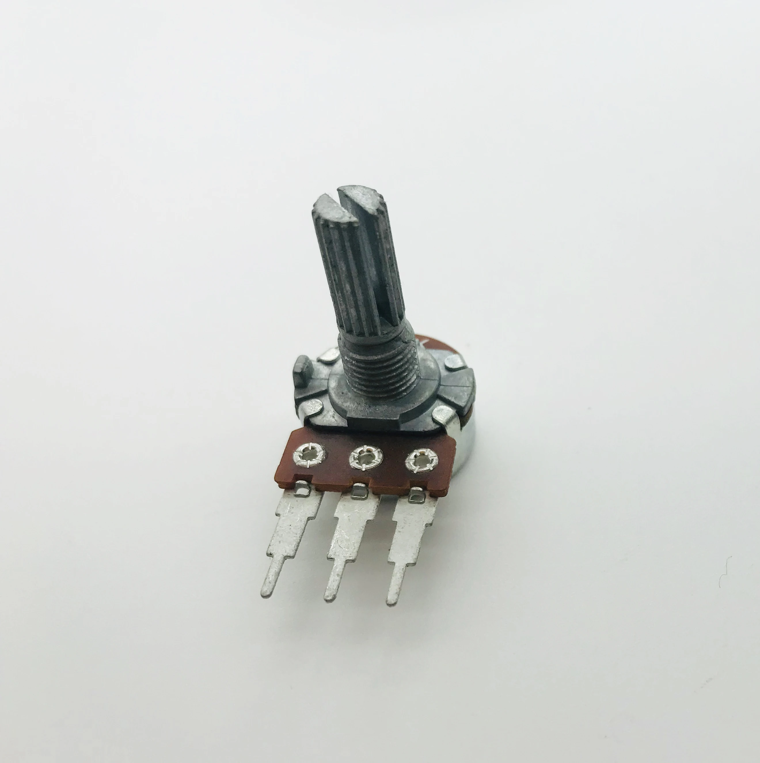 ALPS rotary potentiometer 10K 500K radio audio video volume control claro mexico throttle potentiometer