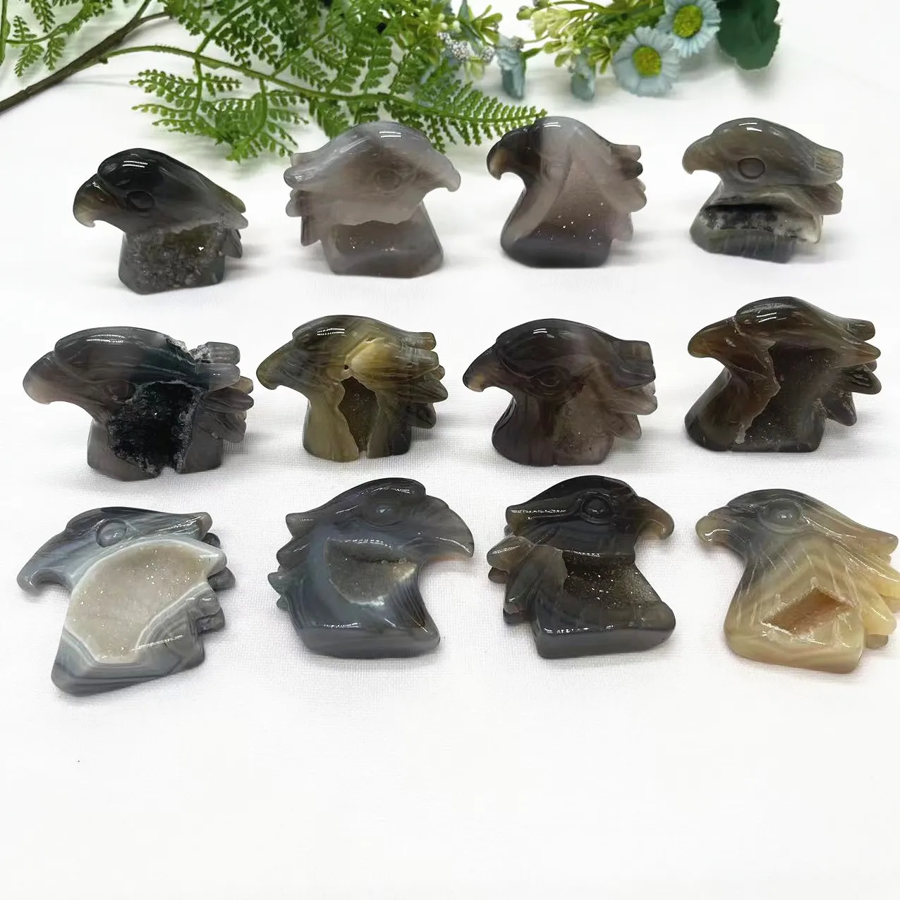 Wholesale Bulk Small Hand Carved Geode Agate Eagle Healing Crystal Carving Crystal Animal