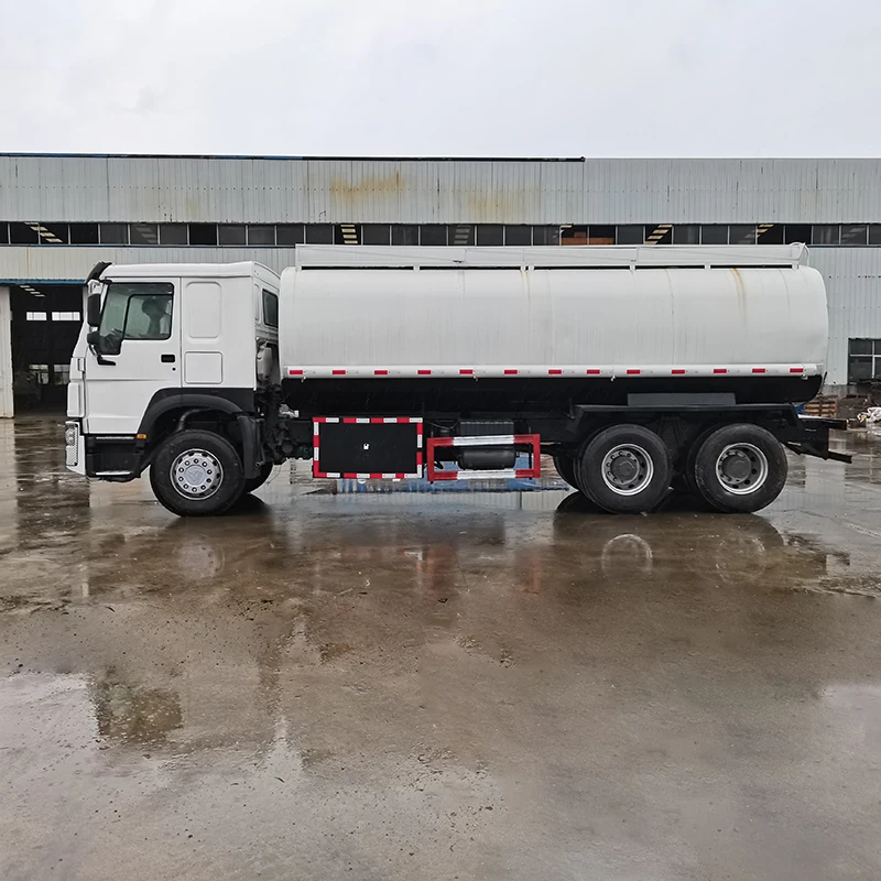 Грузовик-цистерна Howo 6x4 б/у 336/371/375 л.с. по