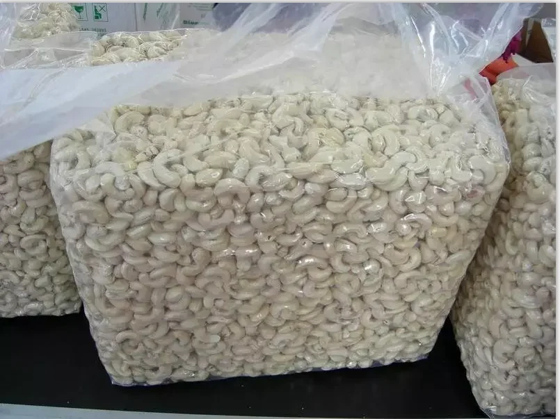 cashew packing 04.png