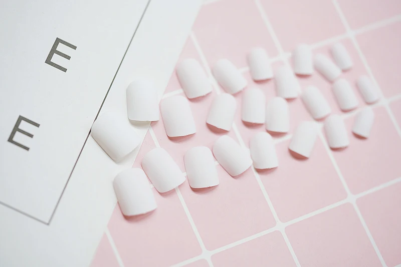 Press On Nail Kit Milk White, Black, Yellow, Red Matte Square Nail Art Tips Medium Size Quality DIY Manicure Tips 24 count