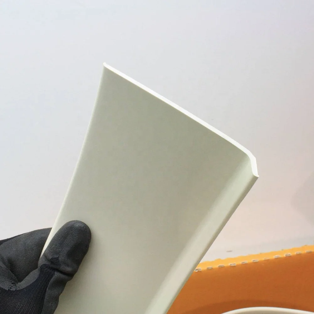 Flooring trim flexible vinyl wall base rubber cove base with toe