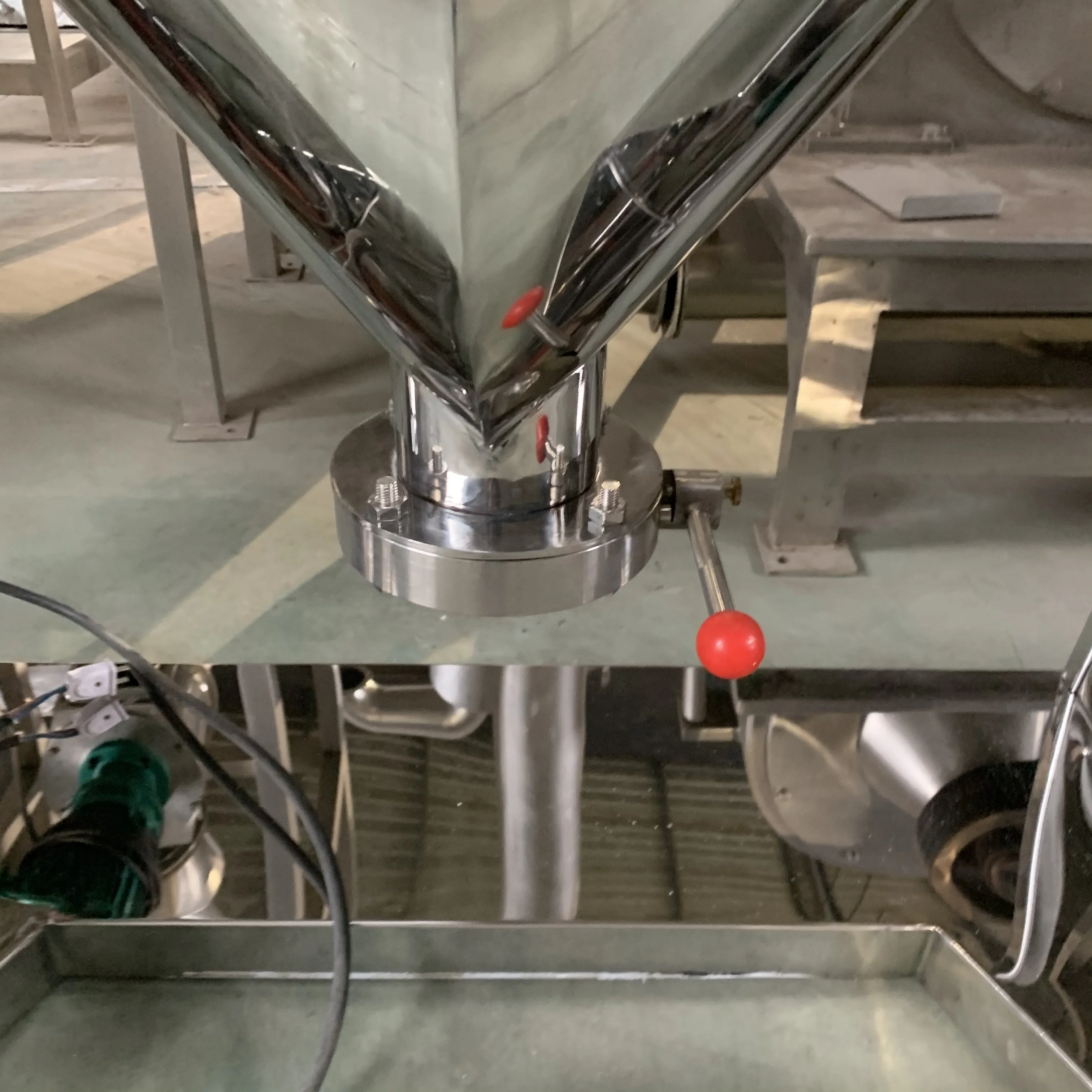 VH-100 Laboratory Small V Type Milk Food Dry Powder Mixer Machine