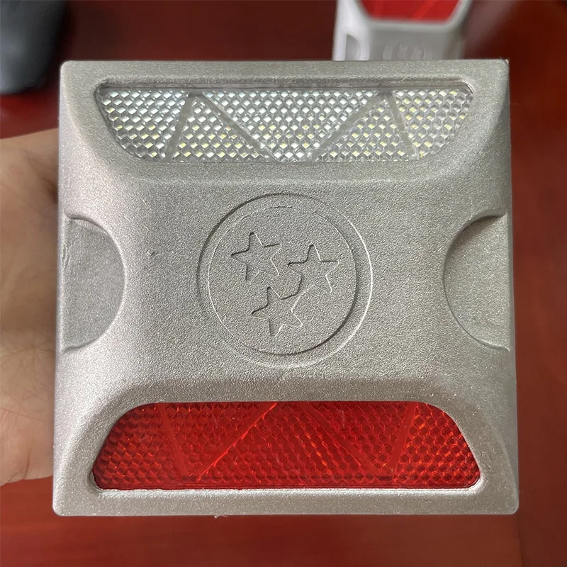 Double reflector Cheap model reflective aluminum road stud