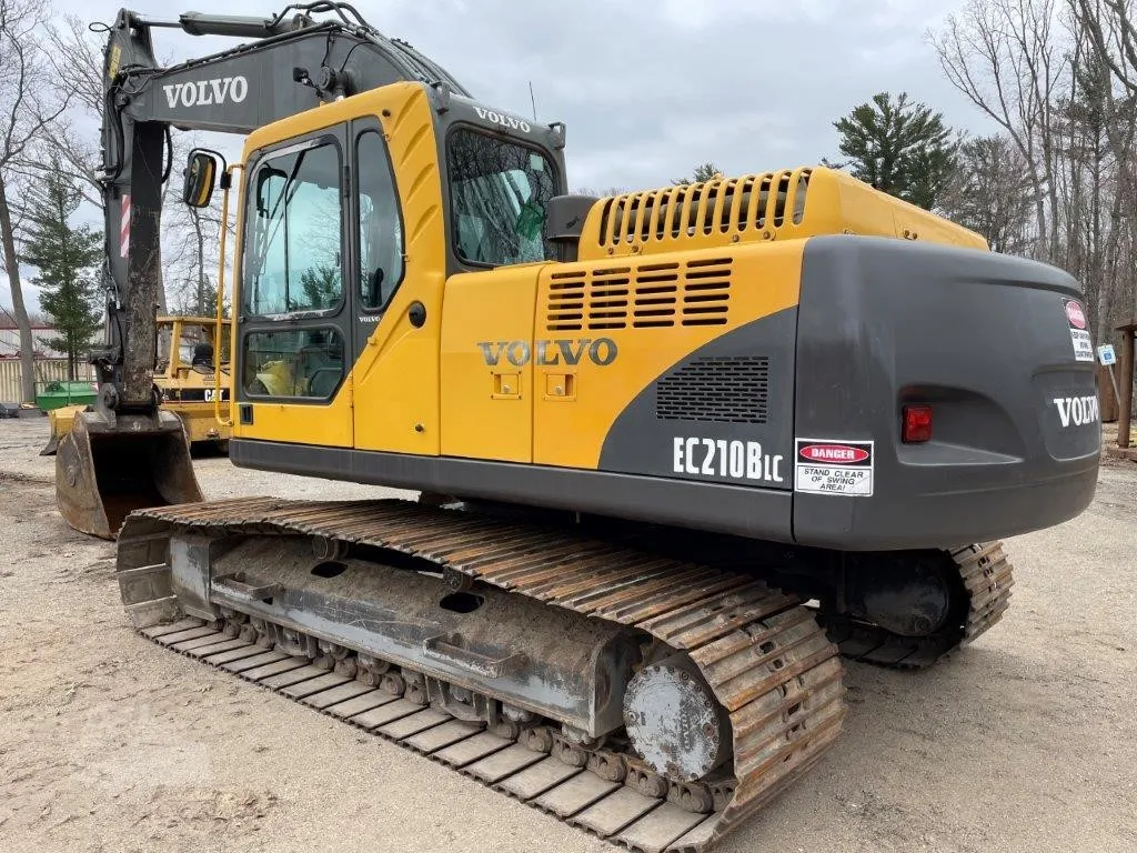 High performance 20 ton used excavator machine heavy construction equipment EC210BLC EC 210 tracked excavator escavatore