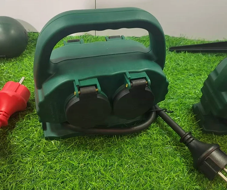 Garden Socket 4-Way IP44 with Carry Handle and Ground Spike Outdoor Socket with Rubber Cable Power Distributor