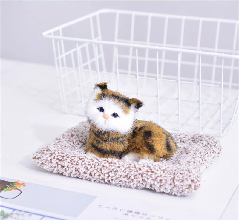 Cute Dog Dashboard Car Ornaments, Dog Figurine Statue Bobble Head Pet Toy Decor Auto Interior Desktop Decoration for  Car