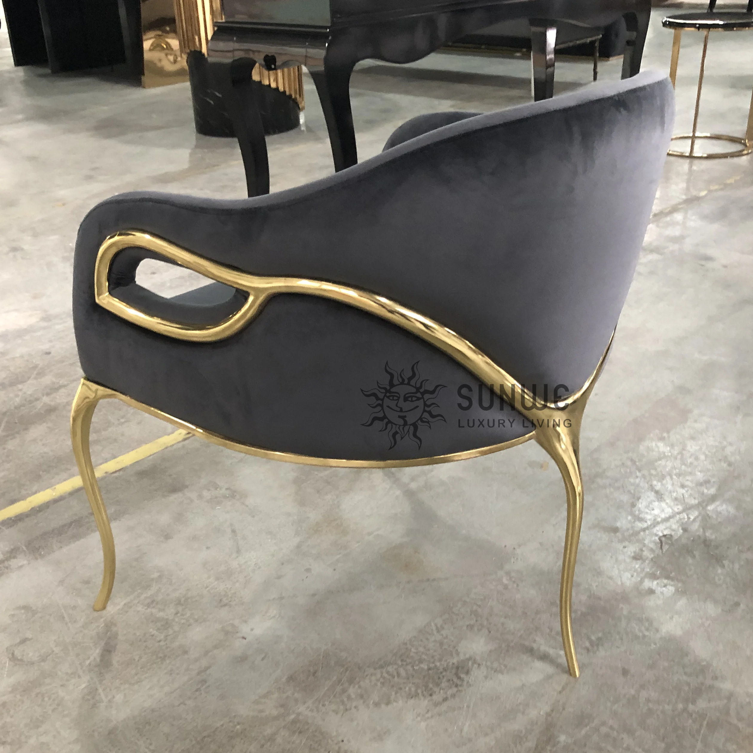 Free Sample Wholesale Design Room Furniture Gray Velvet Modern Luxury Dining Chairs with Metal Legs Brass Gold