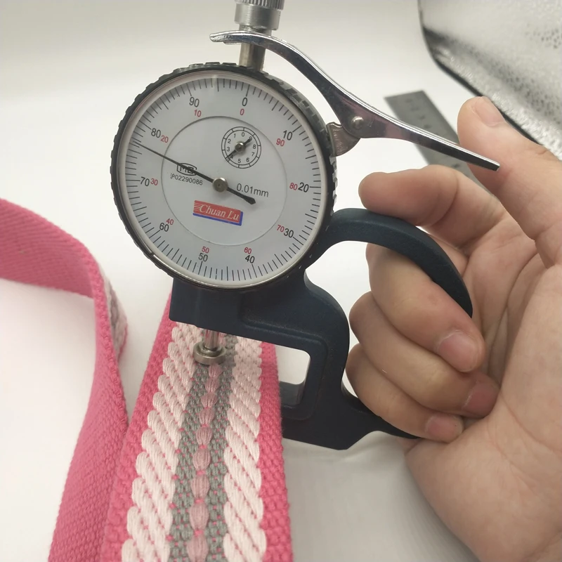 High quality fabric pink thick canvas belt white metal buckle single-side jump point belt manufacturers direct sale