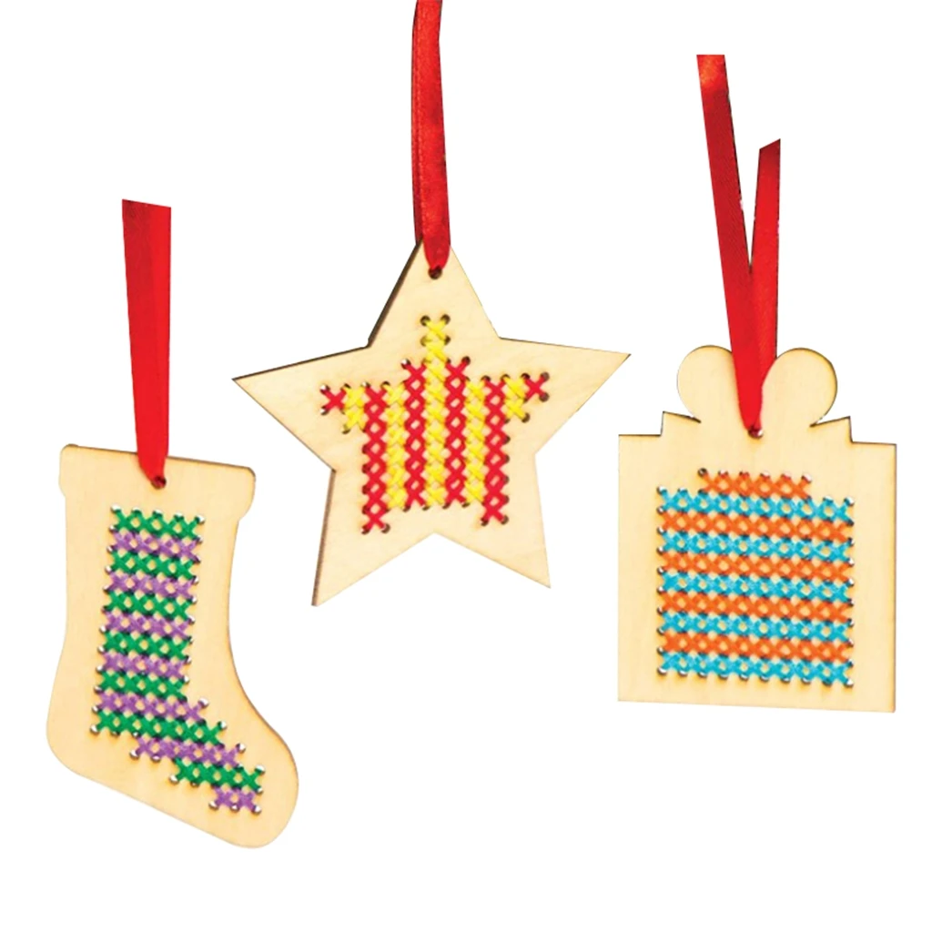A Manufacturer Wholesale Christmas Wooden Decoration Cross Stitch Kits handicraft gifts