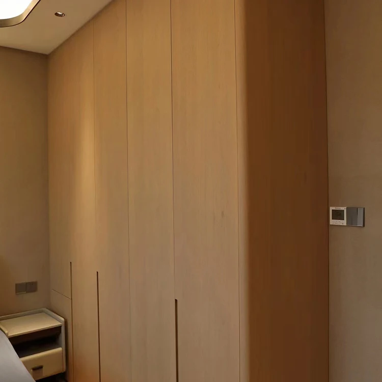 Hot Selling Bedroom Furniture Fashionable Solid Wood White Wardrobe Clothes For Home Use