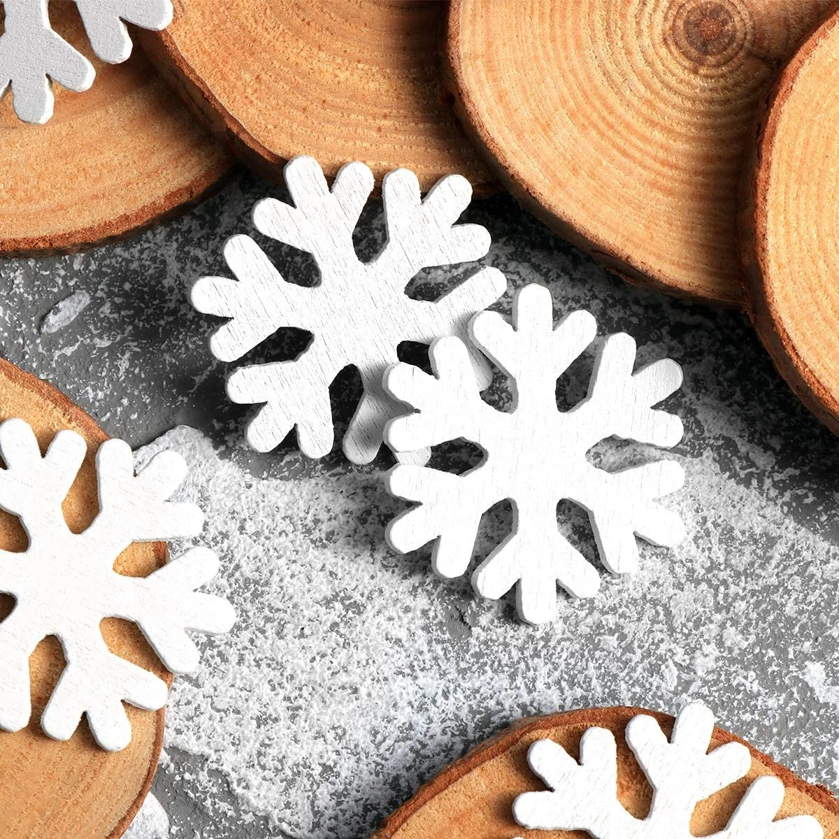100 pieces Wooden Snowflake Decoration Mini White Snowflake Craft Handmade DIY Wood Pieces