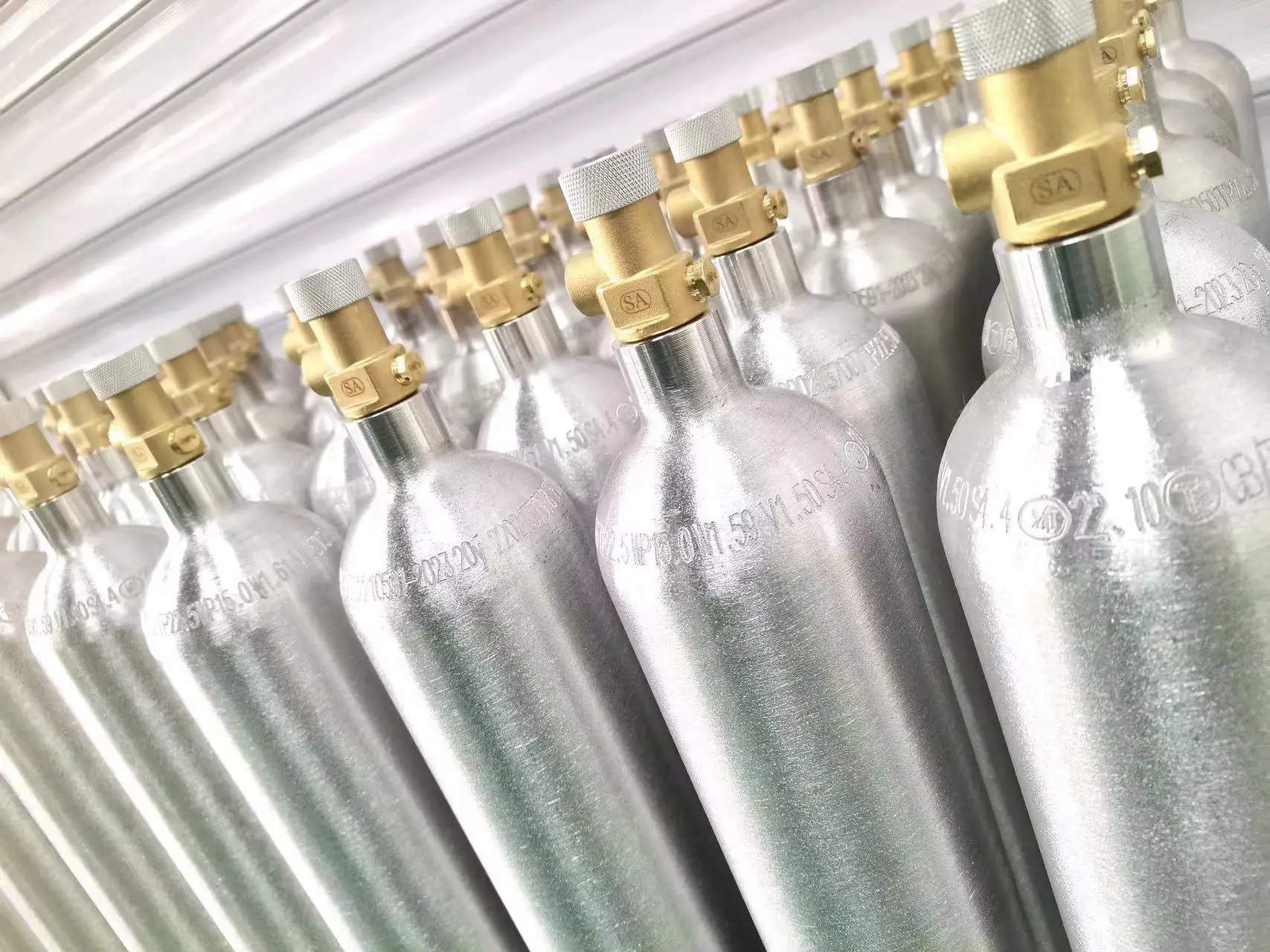 350L Needle Valve Room Temperature Solid State Metal Hydride Hydrogen Storage Tank Device