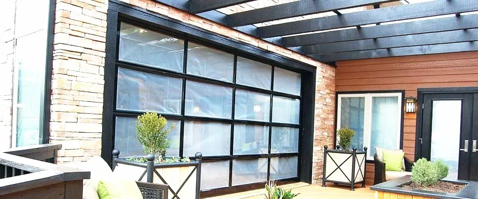 Wholesale Automatic Garage Doors Homes Fashionable Industrial Style Tempered Glass Waterproof Full View Transparent Painted