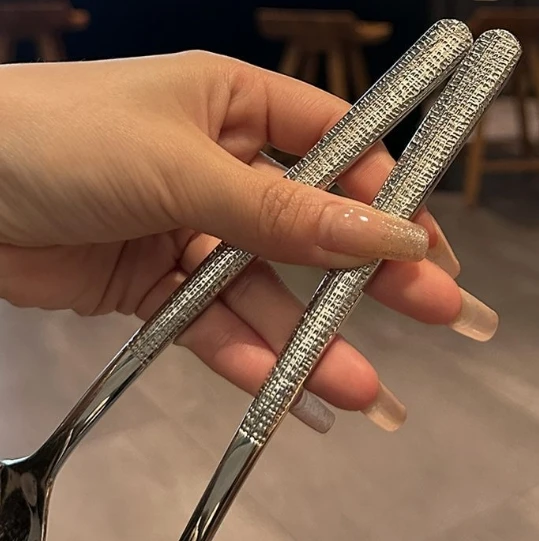 Household Stainless Steel Spoon with Hammer Pattern Korean Style Spoon, High Aesthetic Value Eating Spoon