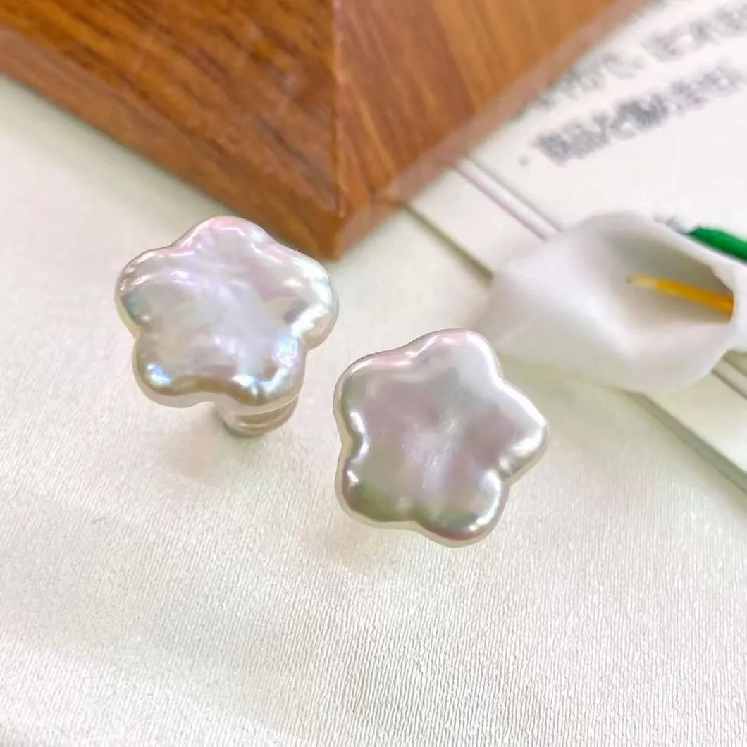 Hot selling S925 sterling silver earrings, new natural freshwater Baroque shaped plum blossom pearl stud earrings