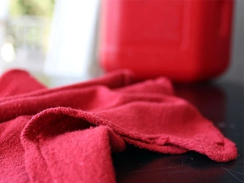  shop towels in red 50-piece