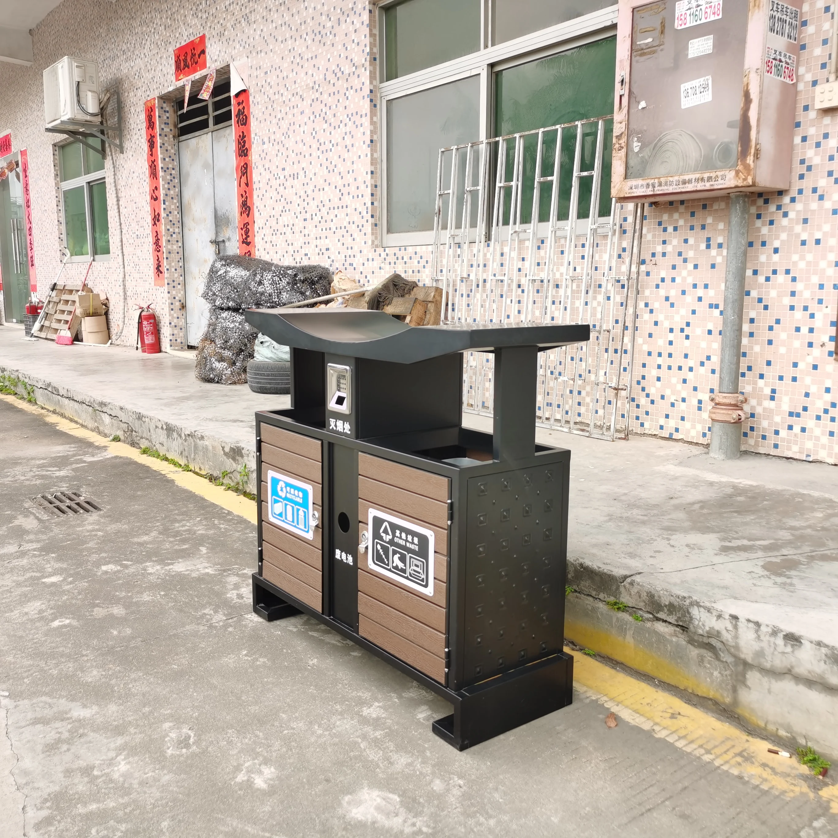 Hot selling outdoor parks streets metal trash cans stainless steel outdoor double open garbage collection containers