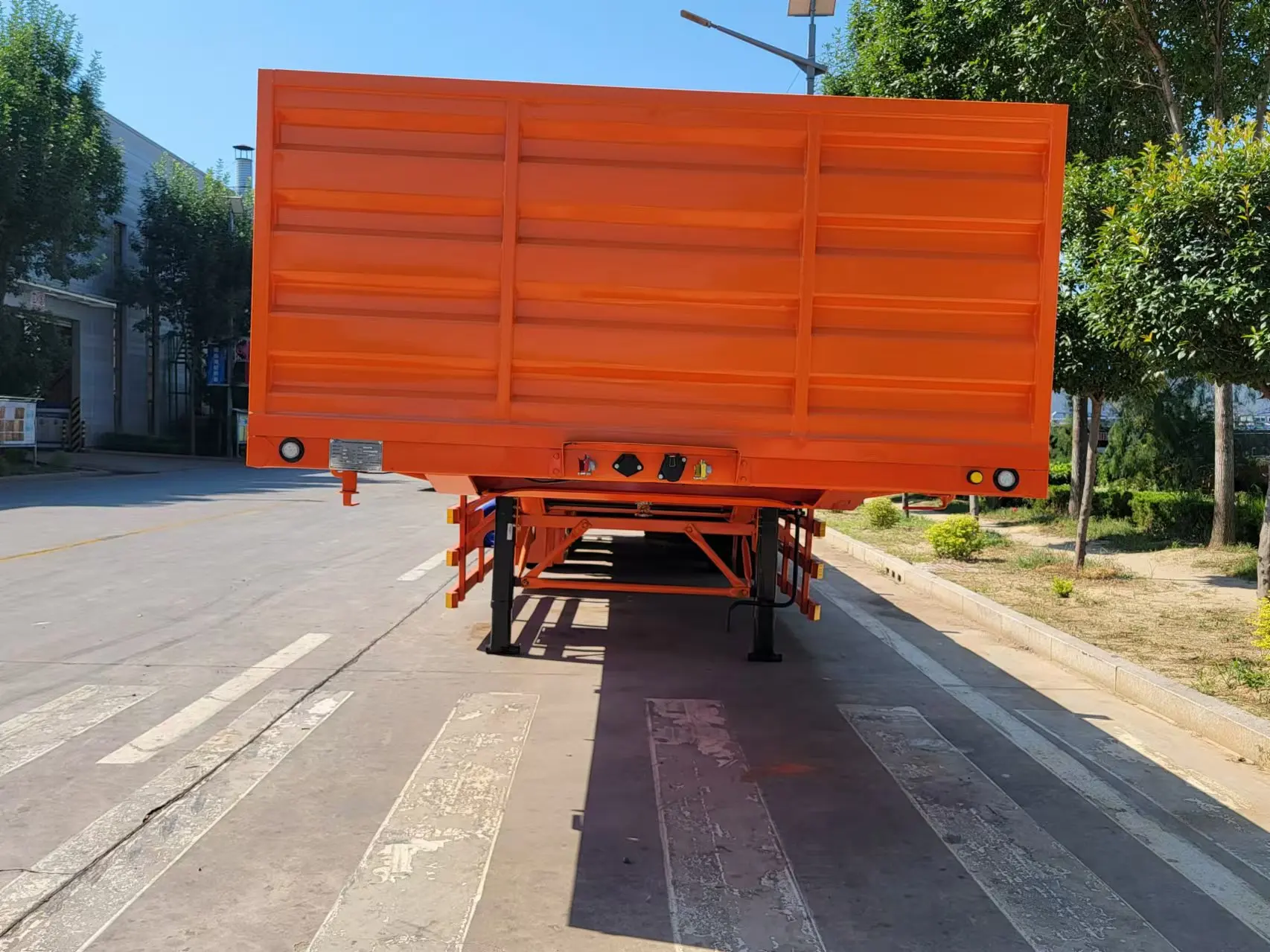 13 6 м 3 Оси FUWA BPW 45-футовый полуприцеп с плоской кроватью для Саудовской Аравии