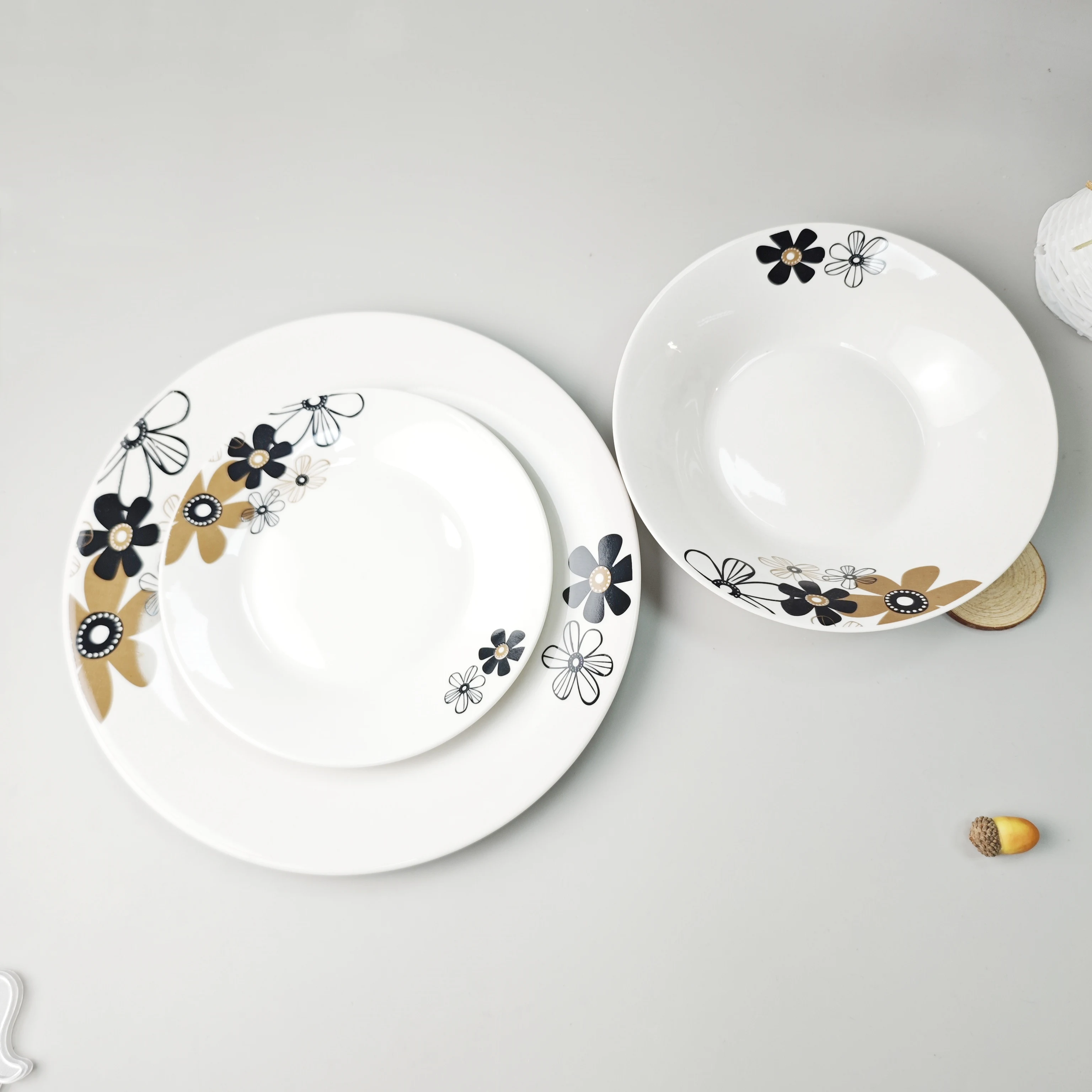 Ceramic China dinnerware set ceramic dishes set Wholesale ceramic serving dish plate chinaware