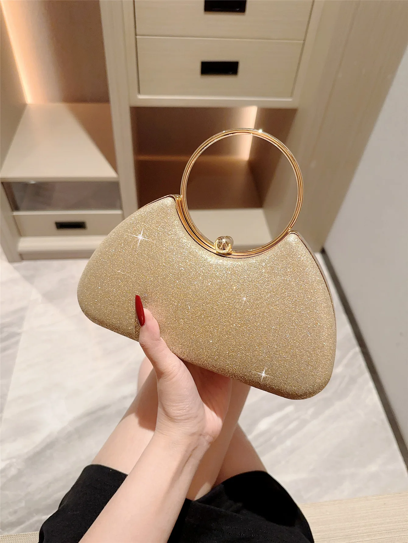 Wholesale Luxury Golden Crystal Ring Lift Handle Clutches for Women Rhinestone Evening Bags for Wedding Party Use
