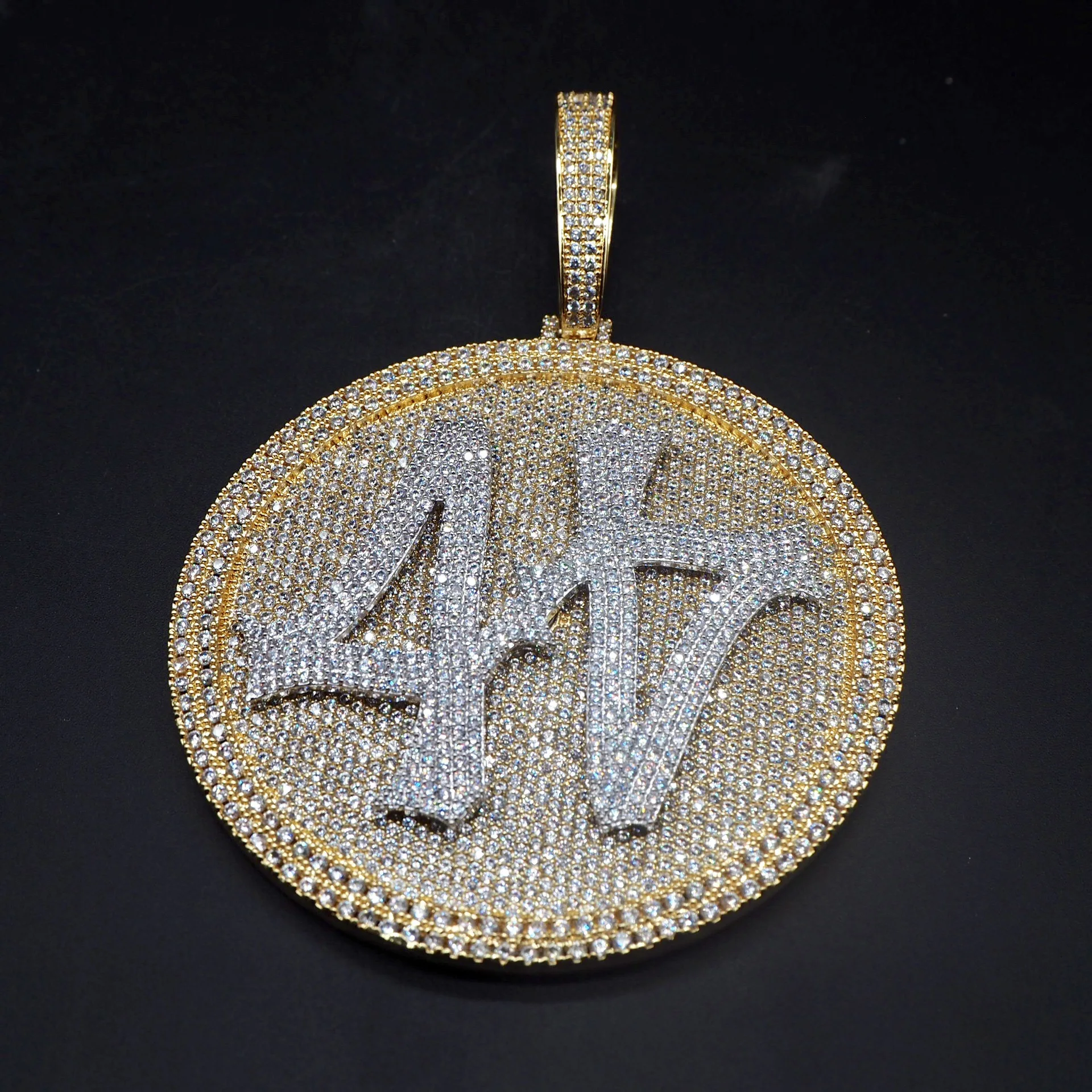 
HipHop Customized Big Size Number 44 Full Iced Out Rotating Pendant 