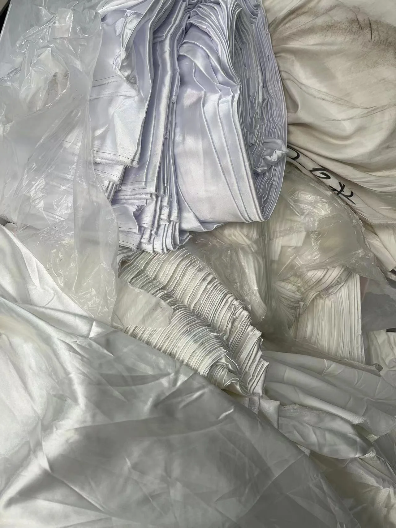 Wholesale Polyester Satin Fabric Stock Lot Fabric